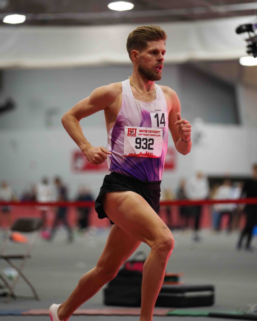 Jimmy Gressier bat le record de France du 5000m en salle à Boston