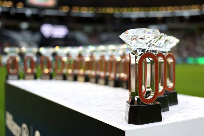 trophée de vainqueur de la finale de la diamond league à Bruxelles 2026