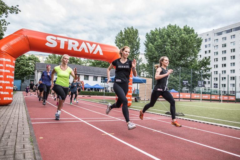 La FFA s&rsquo;associe à Strava : les clubs d&rsquo;athlé arrivent sur l&rsquo;appli